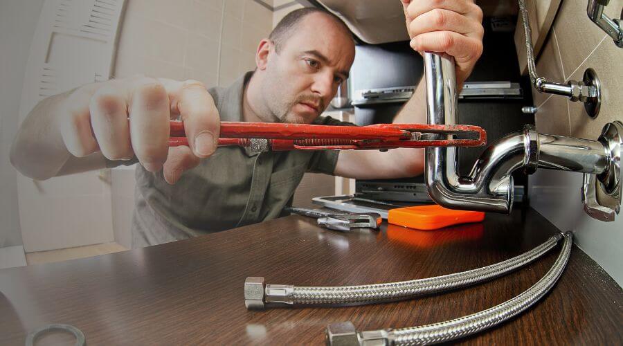 Professional expert plumbing services in Dryden, TX